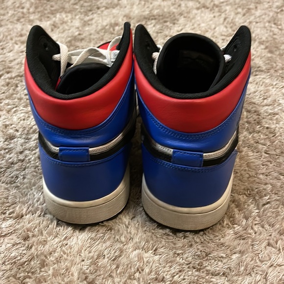 Nike Air Jordan 1, Retro OG “Red, white, Blue, Black” size 13 US - Picture 3 of 4